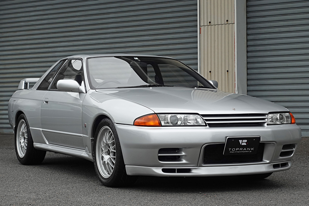 1994 Nissan SKYLINE GT-R BNR32 R32 GTR V-Spec II, KL0 Spark Silver Metallic, 5 Zigen Muffler