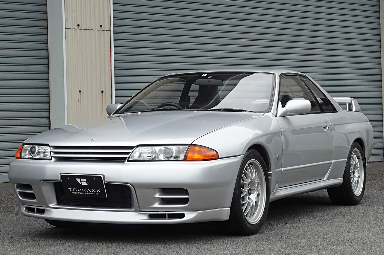 1994 Nissan SKYLINE GT-R BNR32 R32 GTR V-Spec II, KL0 Spark Silver Metallic, 5 Zigen Muffler