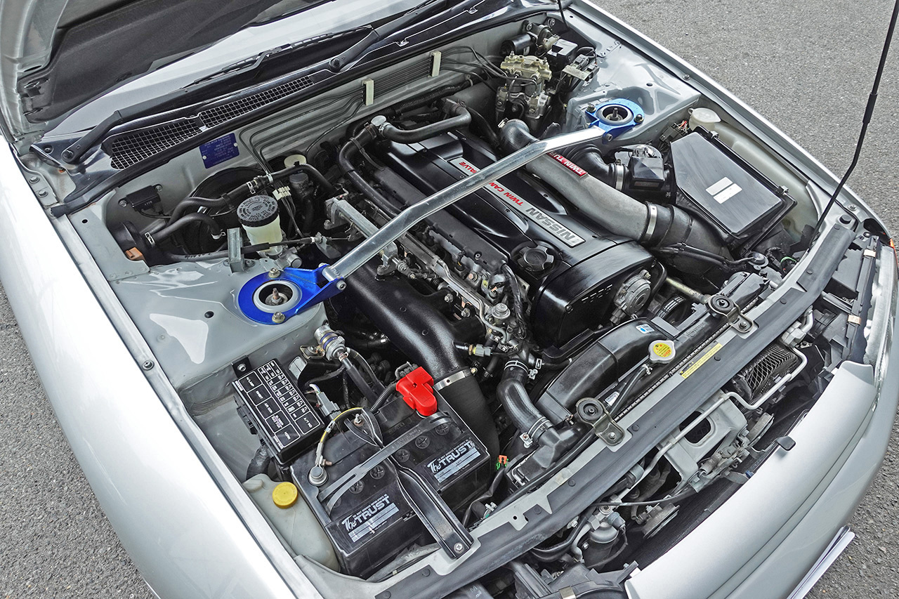 1994 Nissan SKYLINE GT-R BNR32 R32 GTR V-Spec II, KL0 Spark Silver Metallic, 5 Zigen Muffler