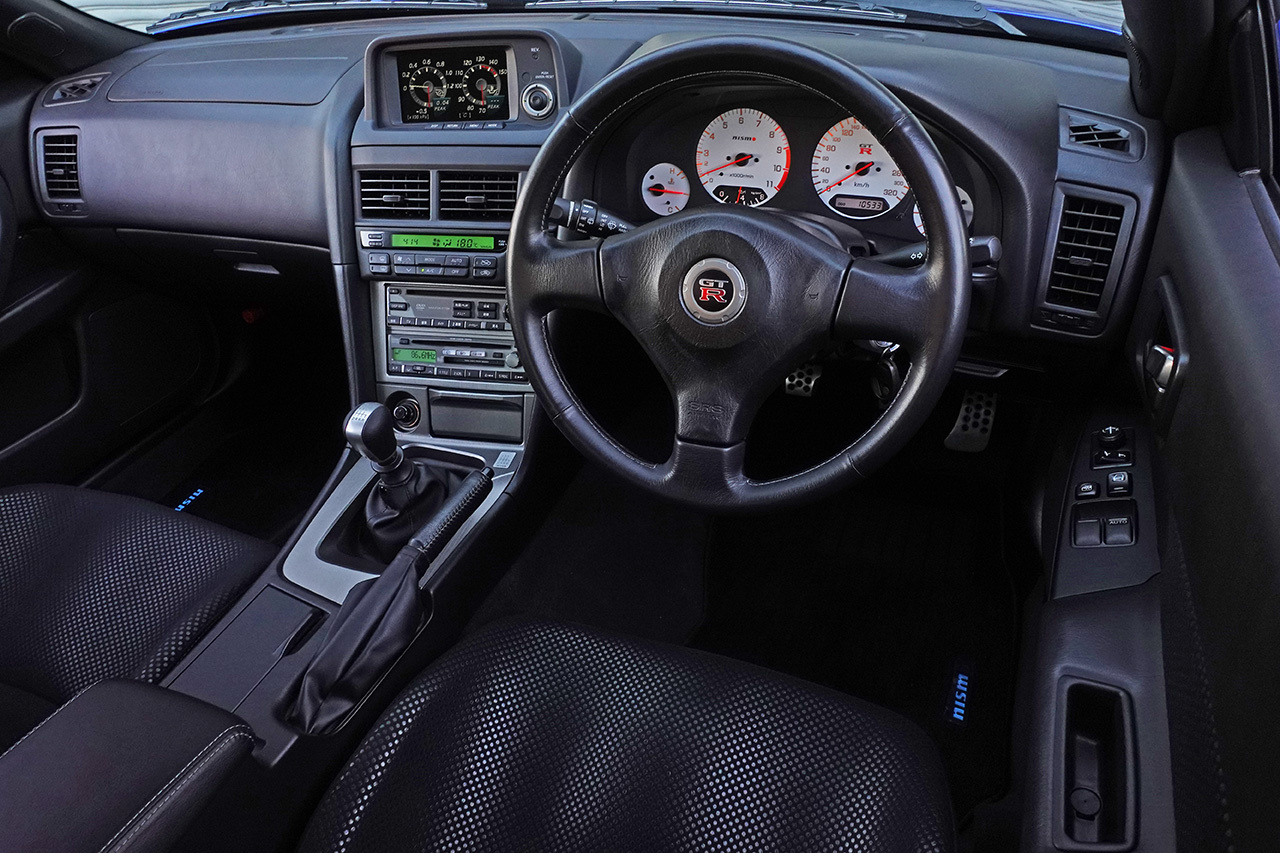 2000 Nissan SKYLINE GT-R BNR34 R34 GTR, TV2 BAYSIDE BLUE, LOW MILEAGE