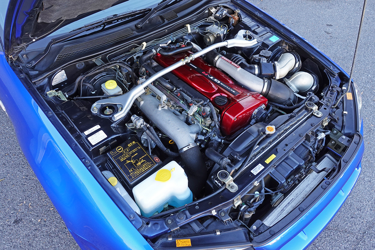 2000 Nissan SKYLINE GT-R BNR34 R34 GTR, TV2 BAYSIDE BLUE, LOW MILEAGE