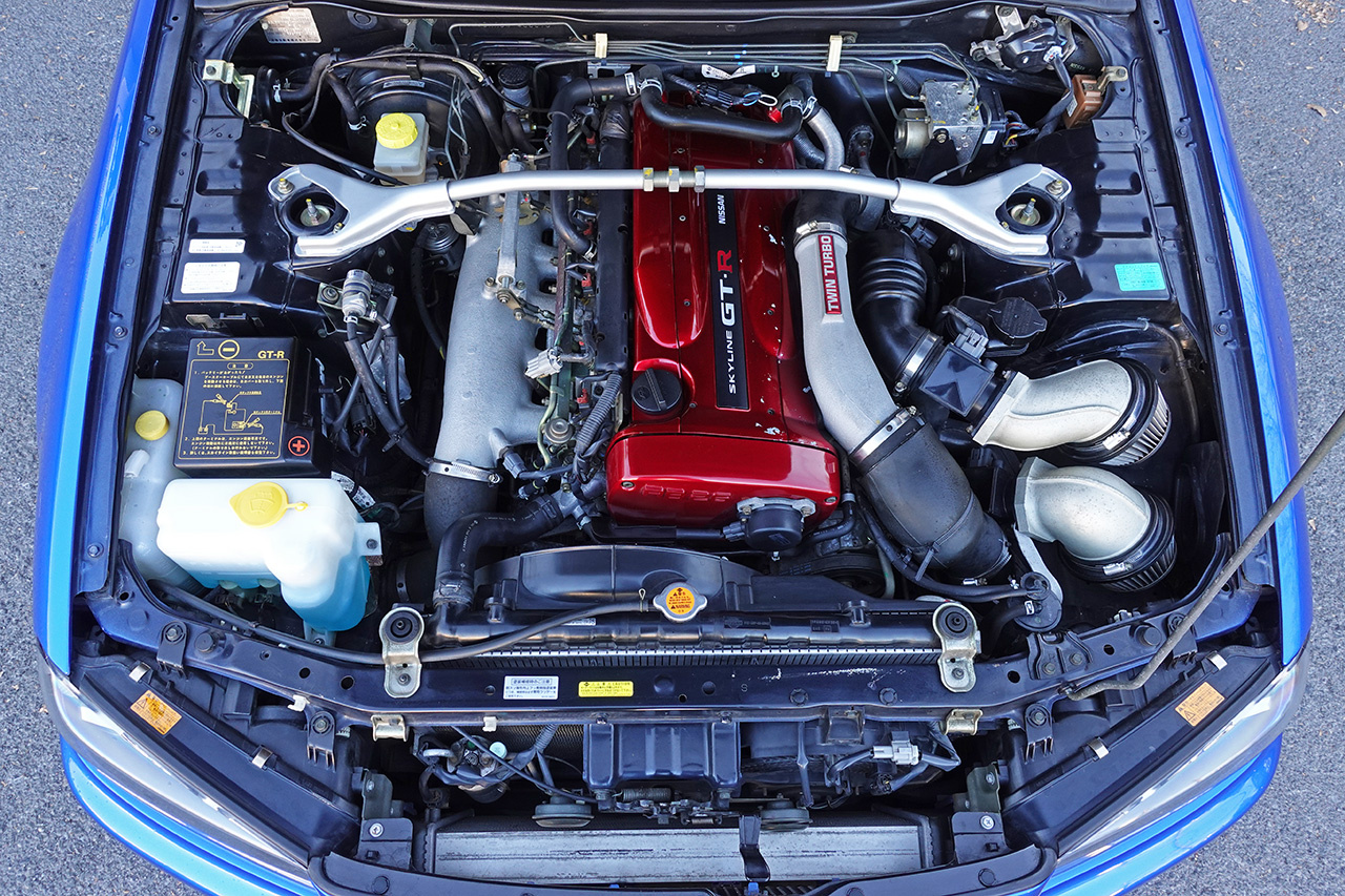 2000 Nissan SKYLINE GT-R BNR34 R34 GTR, TV2 BAYSIDE BLUE, LOW MILEAGE
