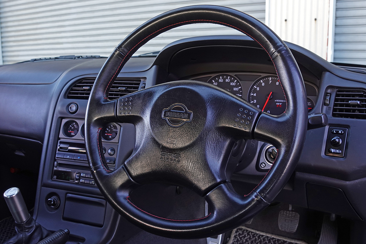 1998 Nissan SKYLINE GT-R BCNR33 R33 GTR AUTECH Version 40th Anniversary
