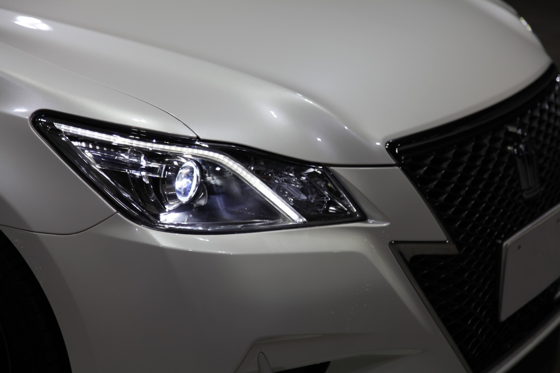 2013 Toyota CROWN ATHLETE S