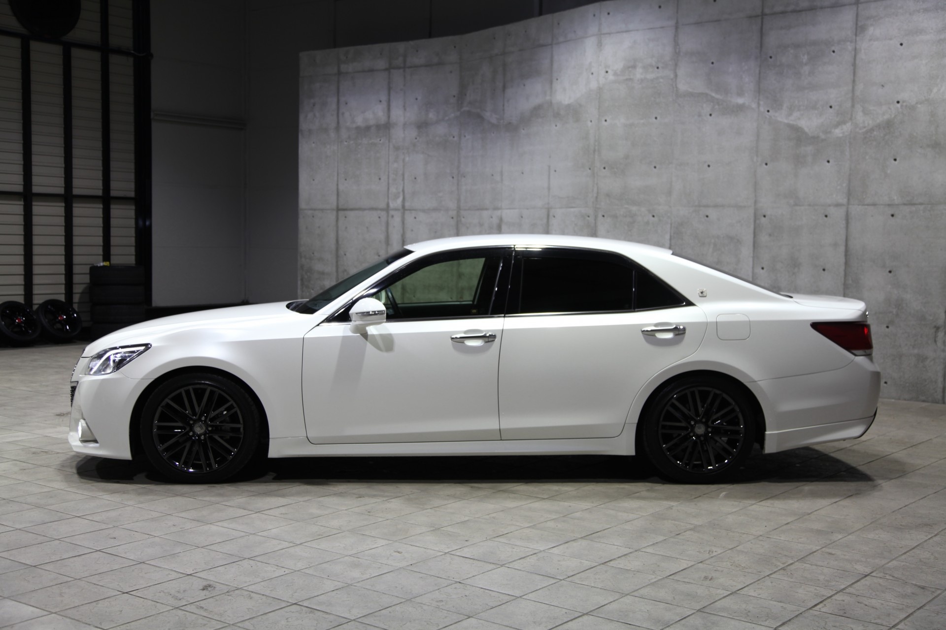 2013 Toyota CROWN ATHLETE S