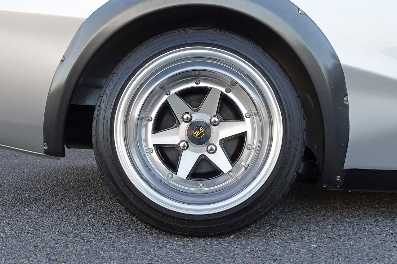 1976 Nissan SKYLINE GC111 Kenmeri Skyline 2000GT-X, L28 Engine, 2000GT-R Style Exterior, Longchamp Wheels