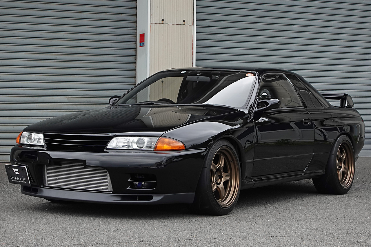 1992 Nissan SKYLINE GT-R BNR32 R32 GTR, Engine Rebuild in 2022, Rays Wheels 18 Inches