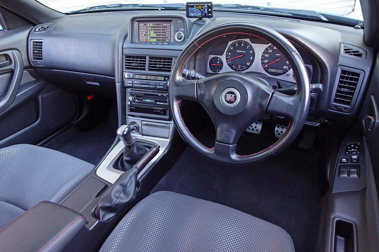 1999 Nissan SKYLINE GT-R BNR34 R34 Skyline GT-R V-SPEC, LOW KM's, TV2 Bayside Blue, NISMO LMGT4 18 Inch Wheels