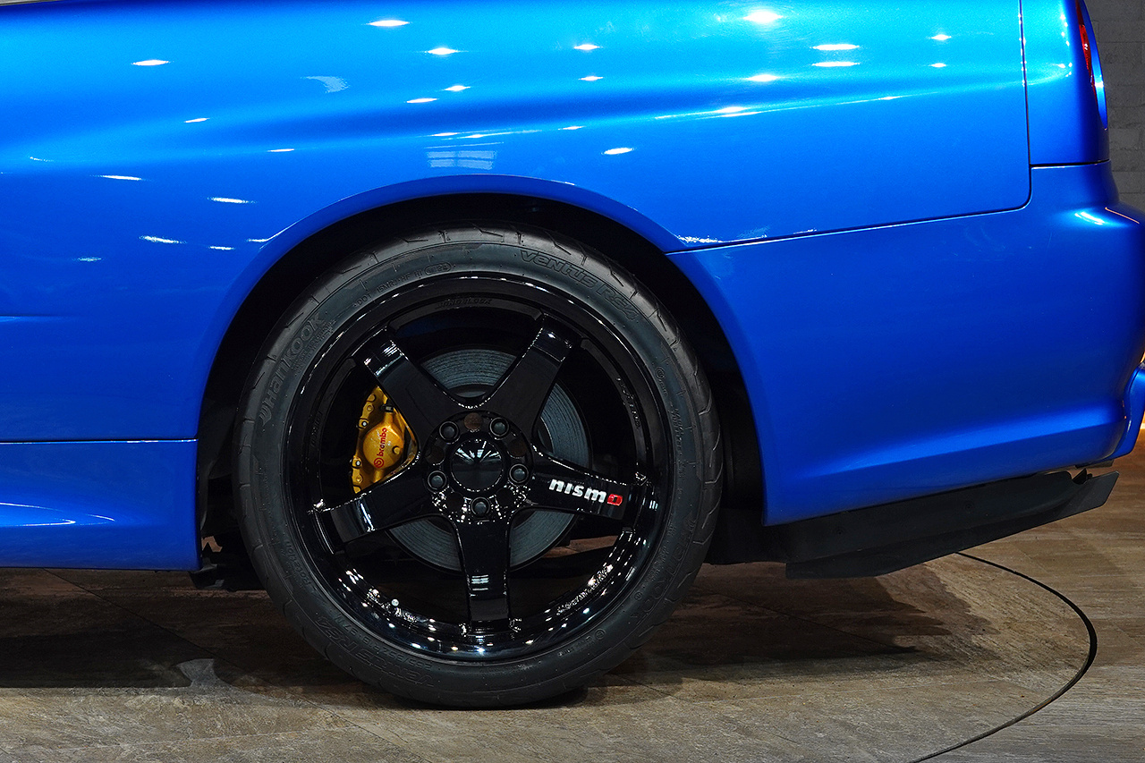 1999 Nissan SKYLINE GT-R BNR34 R34 Skyline GT-R V-SPEC, LOW KM's, TV2 Bayside Blue, NISMO LMGT4 18 Inch Wheels