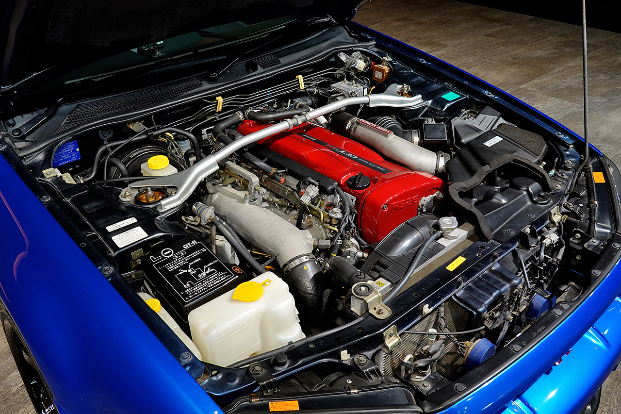 1999 Nissan SKYLINE GT-R BNR34 R34 Skyline GT-R V-SPEC, LOW KM's, TV2 Bayside Blue, NISMO LMGT4 18 Inch Wheels