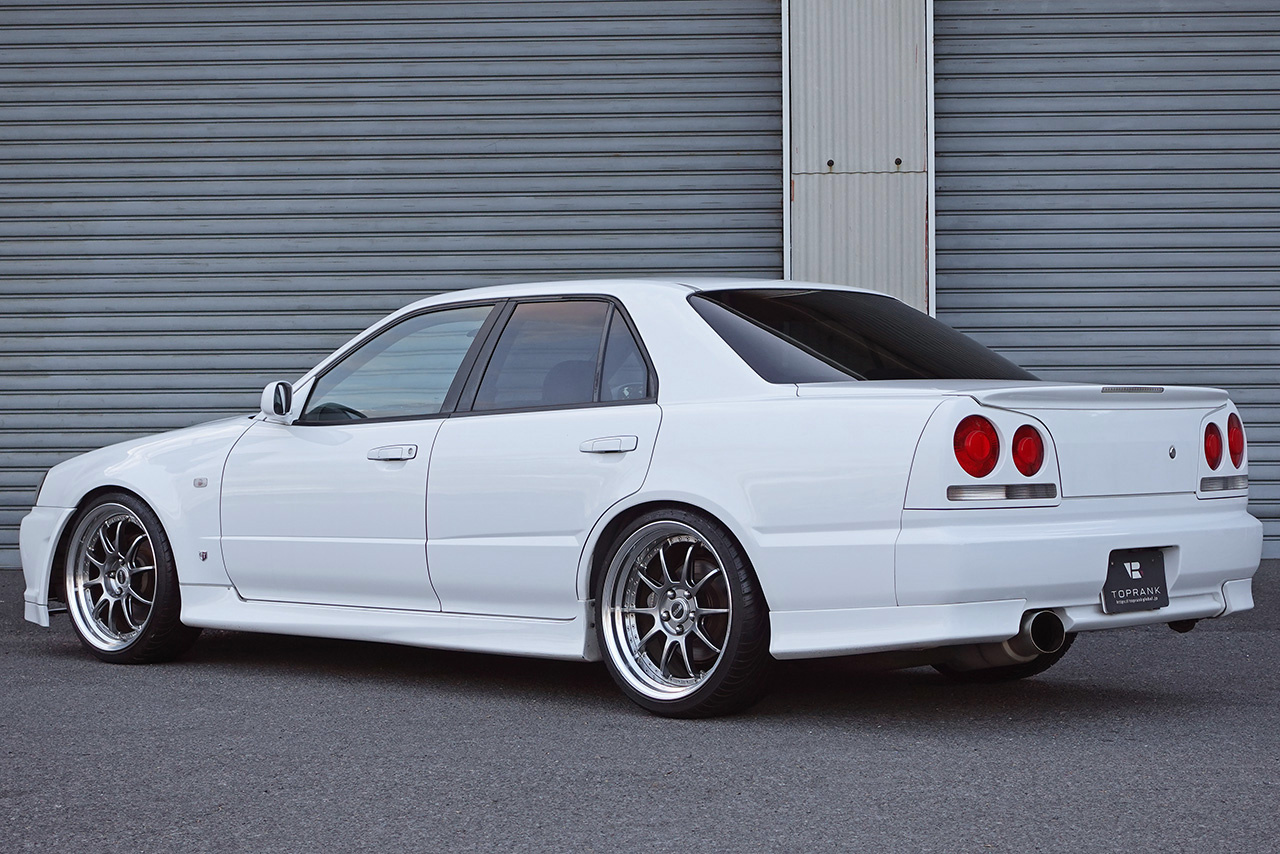 SKYLINE スカイライン初代〜9代目 ホトセットブック 未使用品 SKYLINE スカイライン初代〜9代目 ホトセットブック 未使用品 1