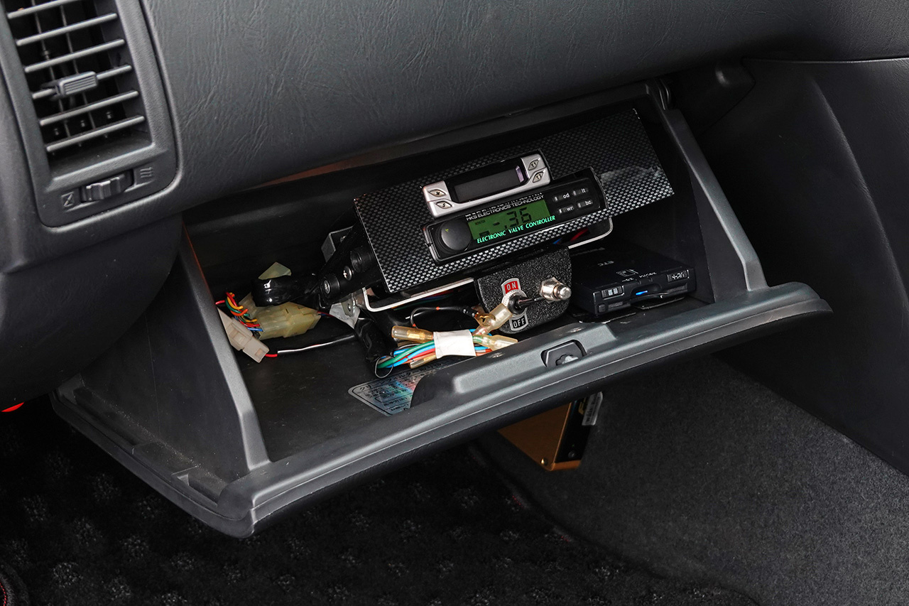 2000 Nissan SKYLINE GT-R BNR34 R34 GT-R, LOW MILEAGE, HKS Upgraded Turbos, NISMO LM-GT4 18 Inch Wheels, APM Rear Wing