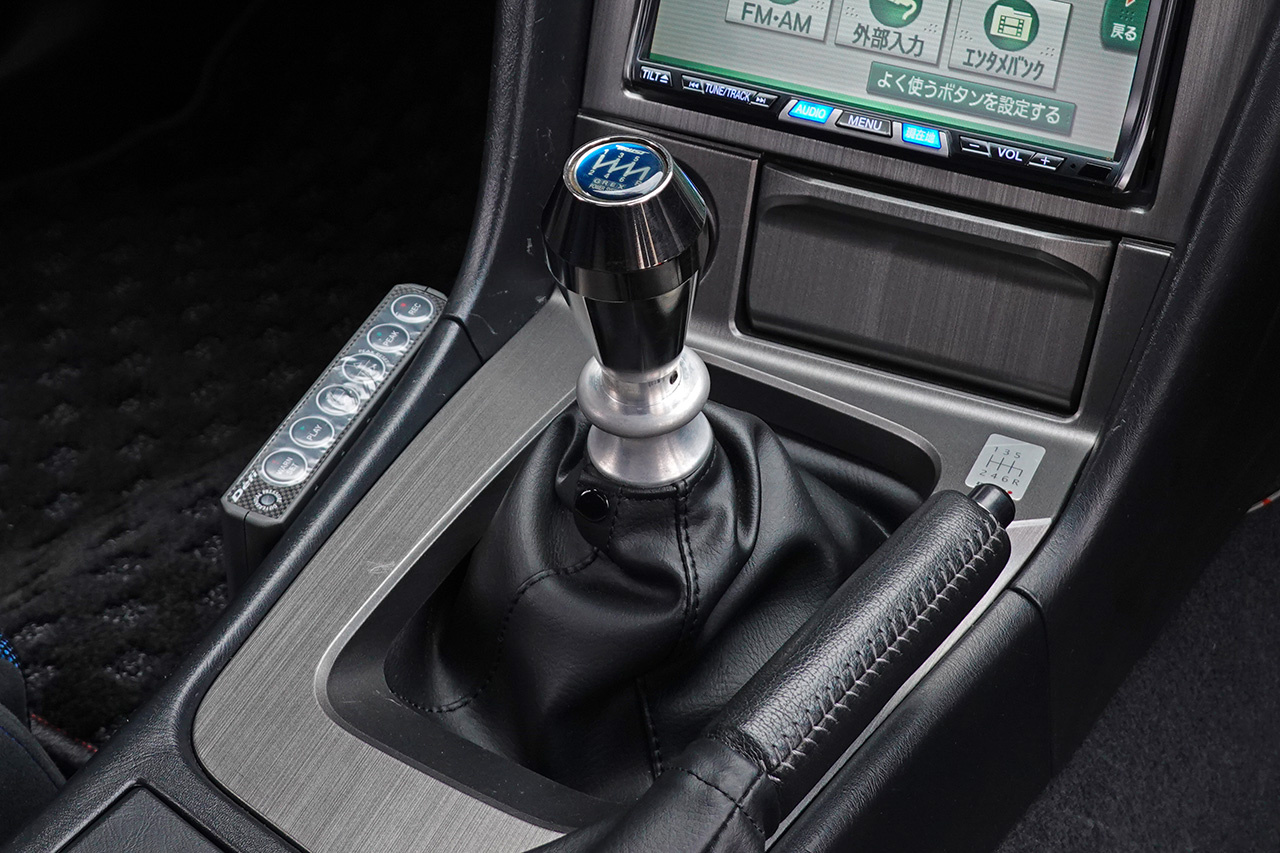 2000 Nissan SKYLINE GT-R BNR34 R34 GT-R, LOW MILEAGE, HKS Upgraded Turbos, NISMO LM-GT4 18 Inch Wheels, APM Rear Wing