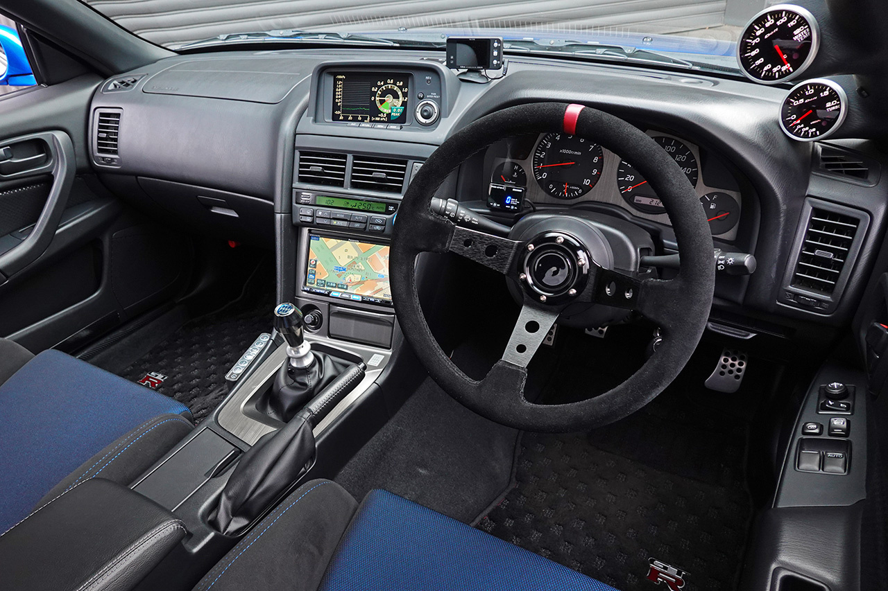 2000 Nissan SKYLINE GT-R BNR34 R34 GT-R, LOW MILEAGE, HKS Upgraded Turbos, NISMO LM-GT4 18 Inch Wheels, APM Rear Wing