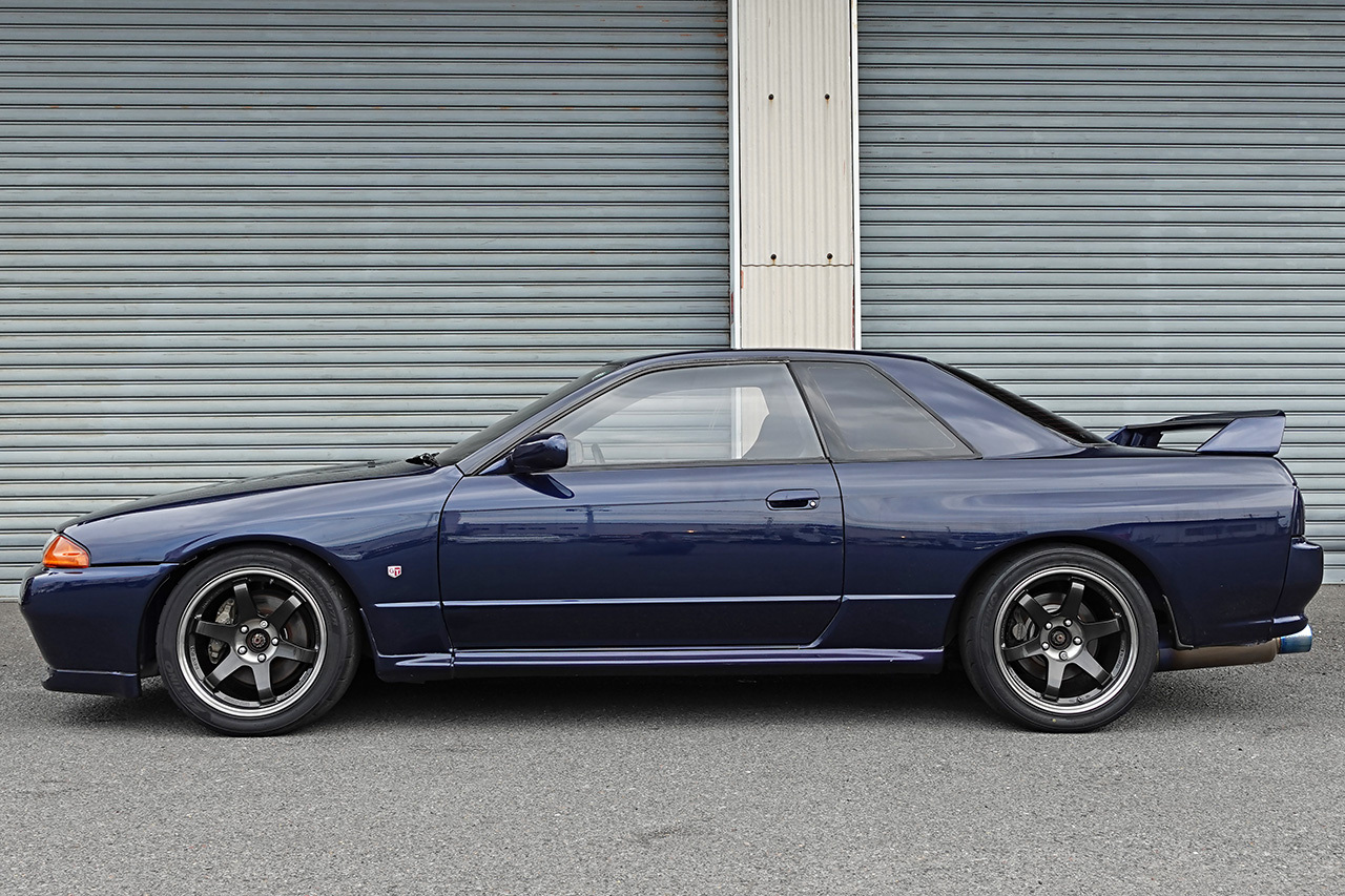 1990 Nissan SKYLINE GT-R BNR32 R32 GT-R, TH1 Dark Blue Pearl, RAYS Volk Racing TE37SL 17inch Wheels