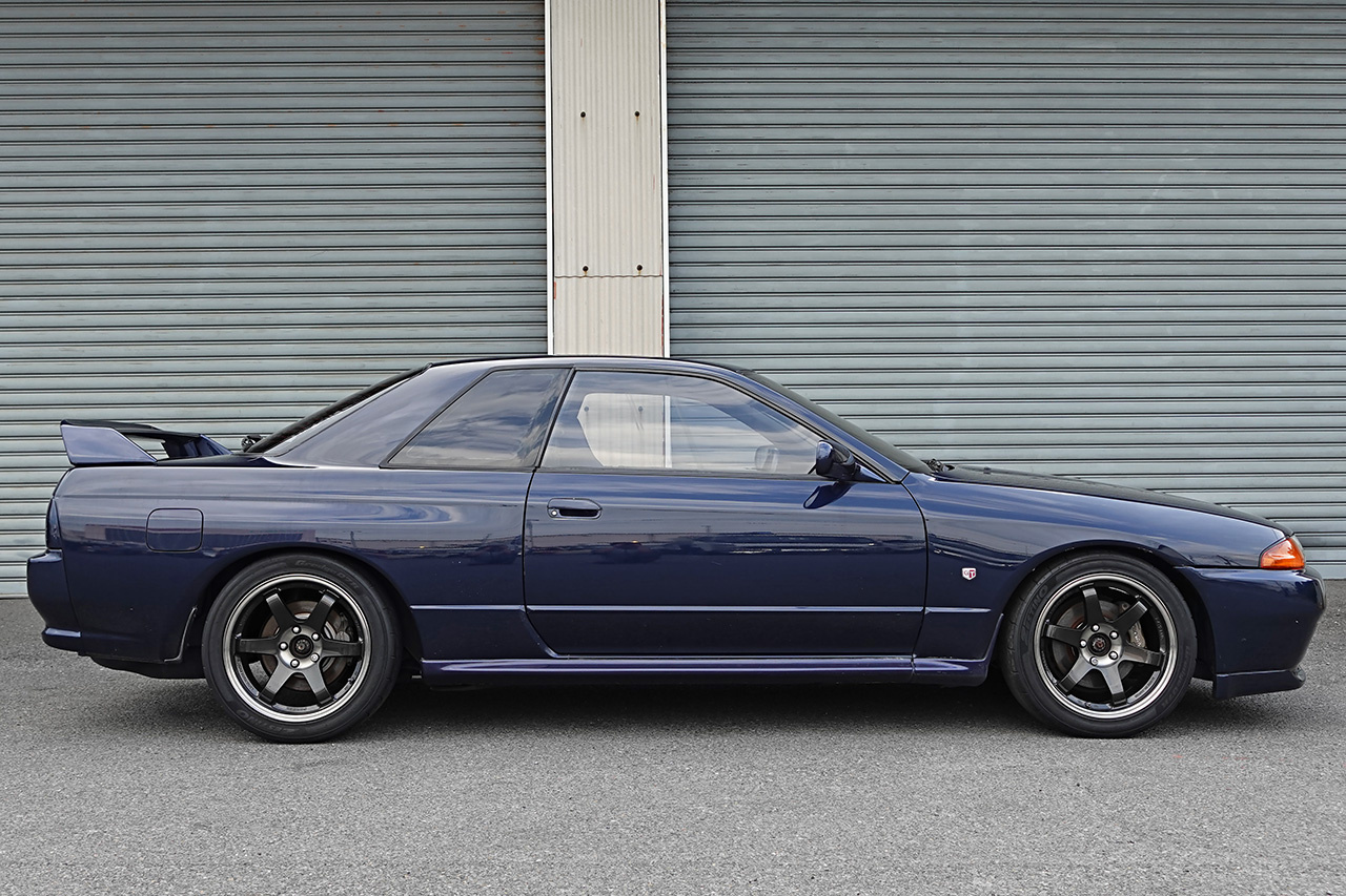 1990 Nissan SKYLINE GT-R BNR32 R32 GT-R, TH1 Dark Blue Pearl, RAYS Volk Racing TE37SL 17inch Wheels