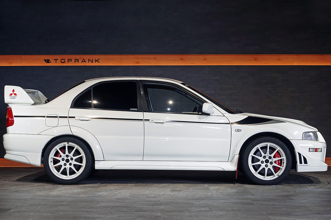 2000 Mitsubishi LANCER EVOLUTION CP9A LANCER GSR EVOLUTION VI Tommi Mäkinen Edition, OEM TME Edition Style Decals, Defi Gauges