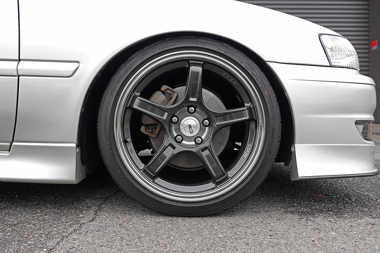 2001 Toyota CHASER JZX100 Chaser Tourer V, Fujitsubo Muffler, HKS Intercooler, Endless Height Adjustable Coilovers