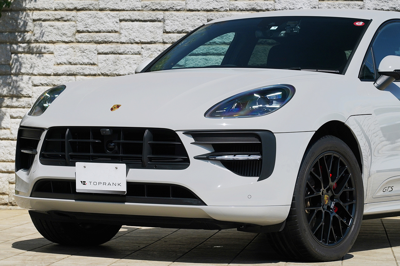 2021 Porsche MACAN null