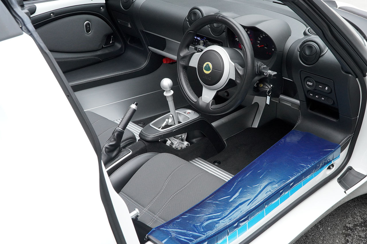 トップス Lotus TOPRANK GLOBAL | Find top quality used cars from our stock